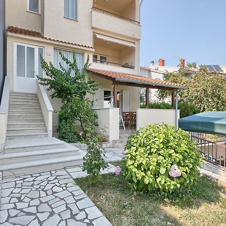 Apartments Veruda Porat Pula Exterior foto